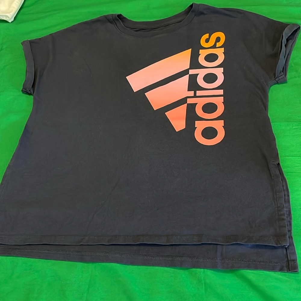 Used top size XL by adidas